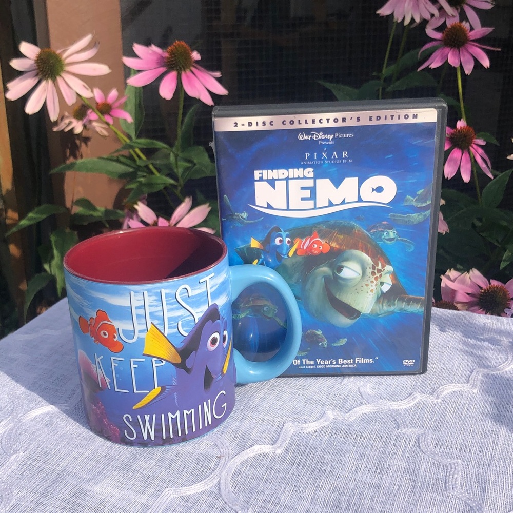 DISNEY PIXAR Finding Dory & Nemo lot Lg ceramic coffee soup mug & 2 disk DVD set